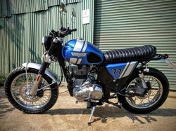 Royal Enfield 350 Classic Disulap Jadi Scrambler