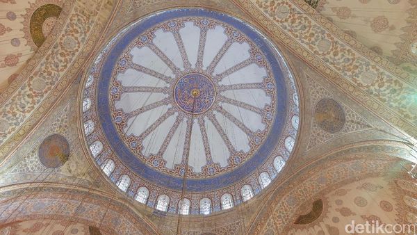 Masya Allah! Cantiknya Blue Mosque di Istanbul