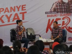 Sophia Latjuba Dampingi Ahok Terima Aduan Warga di Rumah Lembang