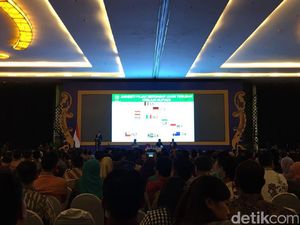 Ajak WNI Bawa Pulang Uang ke RI, Jokowi: untuk Bangun Pelabuhan Hingga Tol