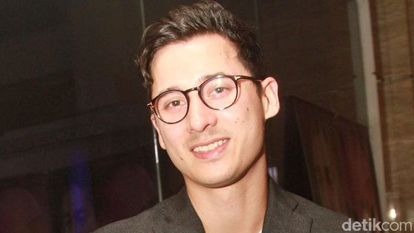 Girls, Nino Fernandez Masih Jomblo