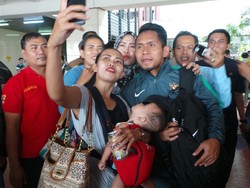 Tiba di Tanah Air, Timnas Indonesia Hebohkan Bandara Soetta