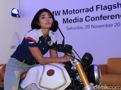 Ritual Unik Nabila Putri Pas Mau Touring Moge