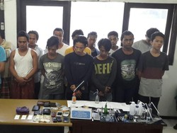 Tim Gabungan Gerebek Kampung Narkoba di Madura, 15 Orang Diamankan