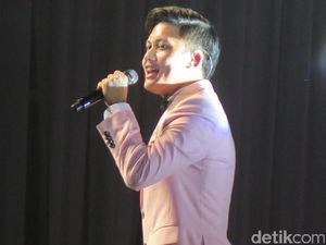 Lirik dan Chord Hingga Tua Bersama oleh Rizky Febian Lirik dan Chord Hingga Tua Bersama oleh Rizky Febian