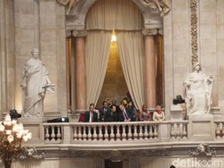 Saat Delegasi DPR Diperkenalkan di Sidang Paripurna Portugal
