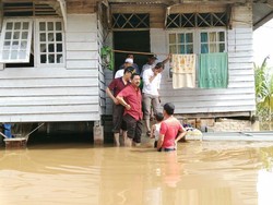 Diguyur Hujan Deras, Pekanbaru dan Kabupaten Rohul Dilanda Banjir