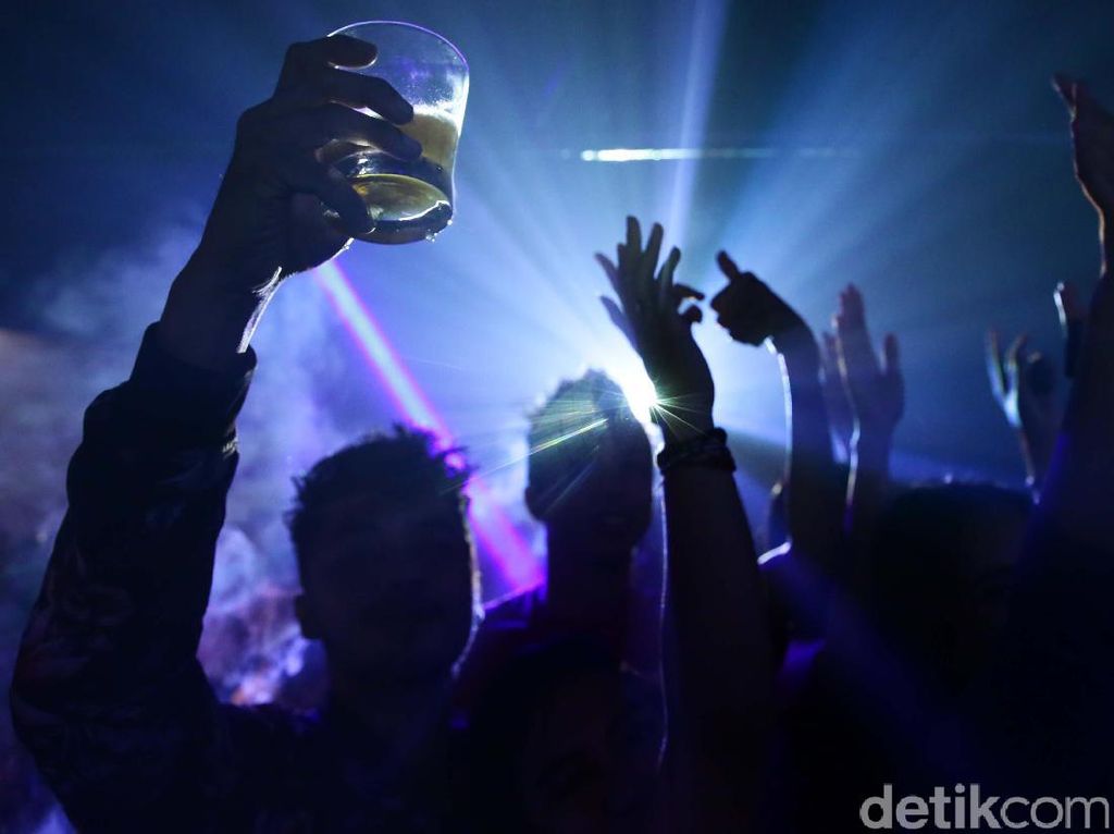 Nekat Datang ke Acara Ultah di Klub Malam, 16 Remaja Positif Corona