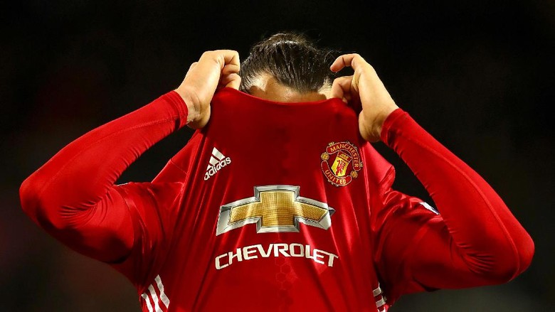 Foto-foto Terbaik Premier League Pekan 13: Lesu di Old Trafford dan Pesta The Blues Foto-foto Terbaik Premier League Pekan 13: Lesu di Old Trafford dan Pesta The Blues