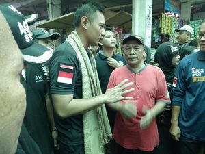Pedagang Minta Rp 300 Juta Sebelum Pemilihan, Agus: Itu Money Politics