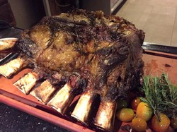 Kalkun Panggang dan Prime Ribs untuk Sajian Natal Ada di Hotel Ini