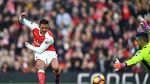 Foto-foto Terbaik Premier League Pekan 13: Lesu di Old Trafford dan Pesta The Blues