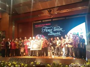 Pemprov NTT Promosi Wisata Bahari Lewat Buku Flores Timur Underwater