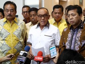 Ical ke Kader Golkar: Jangan Menggunting dalam Lipatan