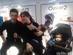 Punya Tiga Anak, Jonathan Frizzy Happy Banget!