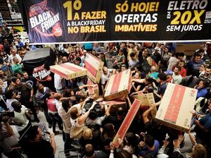 Black Friday: Konsumen Untung, Pengusaha Buntung?