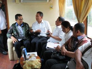 Senin Pagi, Rini Soemarno Ajak Bos BUMN Kunjungi Tol Pemalang-Batang