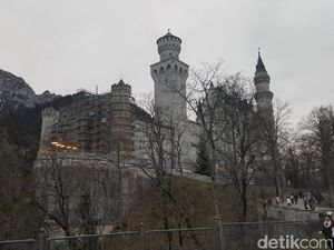 Sultan Prusia yang Low Profile, Syarat Masuk Singapura