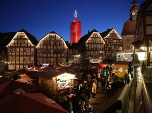 Begini Penampakan Lilin Raksasa di Pasar Natal Jerman