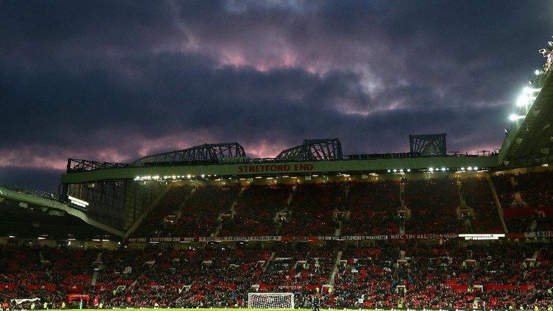 Foto-foto Terbaik Premier League Pekan 13: Lesu di Old Trafford dan Pesta The Blues Foto-foto Terbaik Premier League Pekan 13: Lesu di Old Trafford dan Pesta The Blues