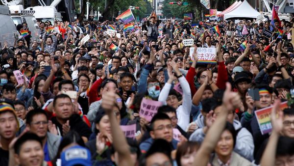 Ribuan LGBT di Taiwan Gelar Unjuk Rasa