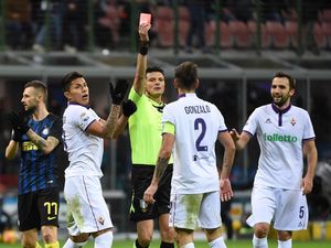 Fiorentina Kecam Wasit Fiorentina Kecam Wasit