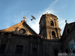 Melihat Gereja San Agustin, Peninggalan Spanyol di Manila