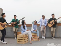 Menikmati Suguhan Ernest Prakasa untuk Soundtrack Cek Toko Sebelah