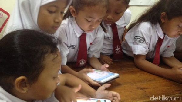 Asal Digunakan dengan Tepat, Gadget Bisa Jadi Sarana Belajar Anak