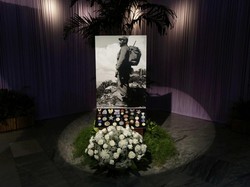 Abu Fidel Castro Ditampilkan, Warga Kuba Antre Beri Penghormatan Terakhir