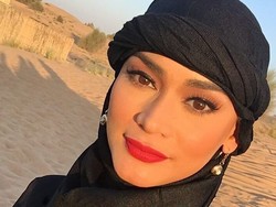Selain Lindsay Lohan, Ini 8 Seleb Hollywood Lain yang Cantik Berkerudung