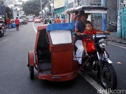 Filipina Larang Pengendara Motor Boncengin Anak