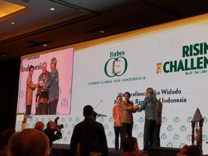 Kemudahan Bisnis RI Loncat 15 Peringkat, Jokowi: Pertama di Dunia