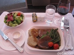 Kata Koki Emirates, Bedanya Makanan di Pesawat & Hotel