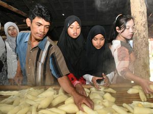 Pelajar Purwakarta Buntuti Orangtua Dua Minggu Sekali