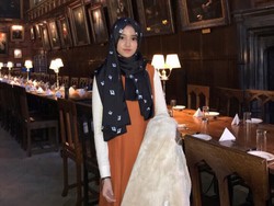 Foto: Gaya Hijab Si Manis Wirda Mansur, Putri Yusuf Mansur yang Inspiratif