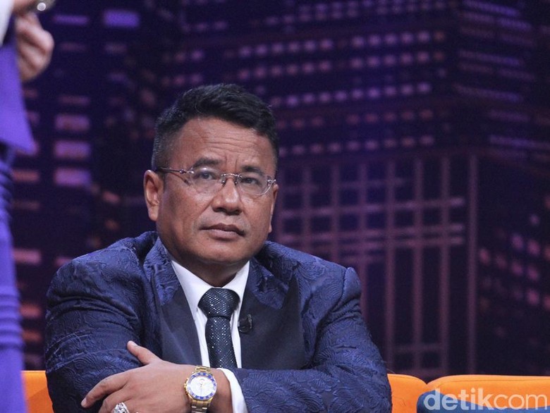 Ngaku Bayar Pajak Mobil Mewah, Hotman: Kalau Belum, Gue Kasih Rolex