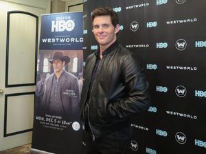 Apa Kata James Marsden tentang Musim Kedua Westworld?