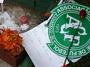 Sebelum Kecelakaan Maut, Pemain Chapecoense Ini Dikabari Akan Dapat Momongan