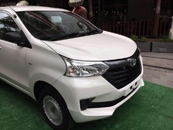 Bayar Goceng Bisa Naik Angkot Avanza dan TransJakarta