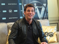 James Marsden Ingin Jadi Superhero Selain Cyclops