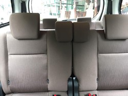 Cara Murah Hilangkan Bau Bensin di Dalam Mobil