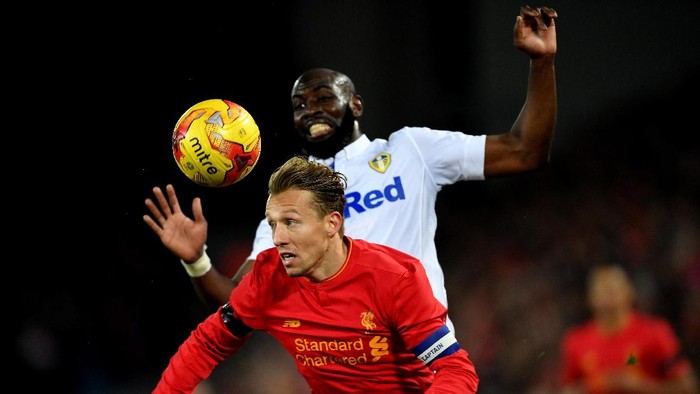 Lucas Leiva Pertimbangkan Masa Depannya di Liverpool