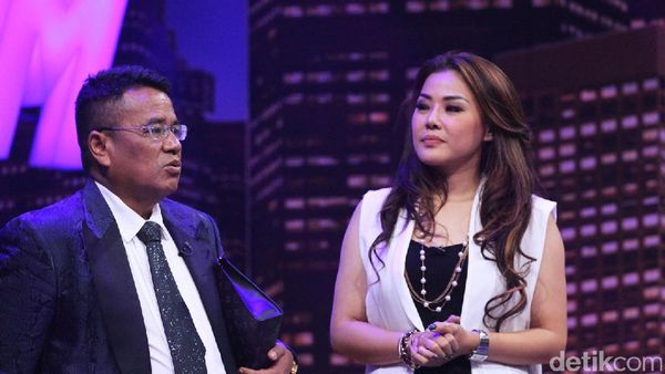 Saat Chef Aiko Ditemani Hotman Paris