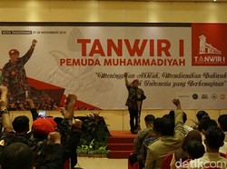 Pemuda Muhammadiyah: Kalau Ada Makar, Kami Siap di Belakang Presiden