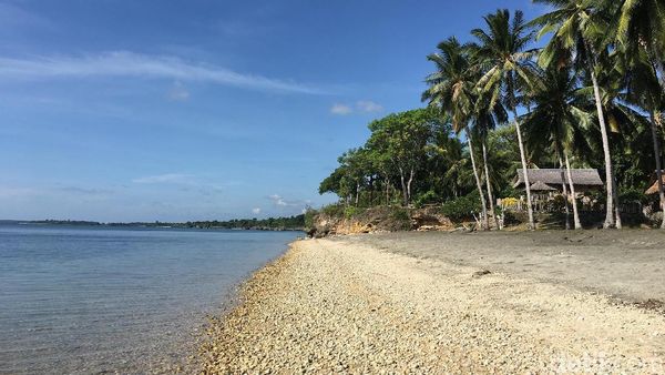 Pantai Rayuan Pulau Kelapa Sungguhan Ada!