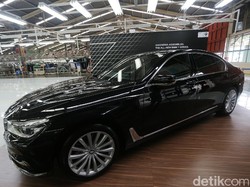 BMW Umumkan Harga Seri 7 Rakitan Lokal, Mulai Rp 1,699 Miliar