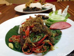 Makan Siang di Ampera Bisa Cicipi Shabu-shabu Sepuasnya dan Begor Kecombrang yang Sedap