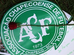 Usai Tragedi Kecelakaan Pesawat, Chapecoense Mulai Bangun Tim