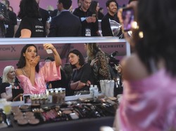 Foto: Ini Persiapan Model Cantik Victorias Secret Sebelum Fashion Show